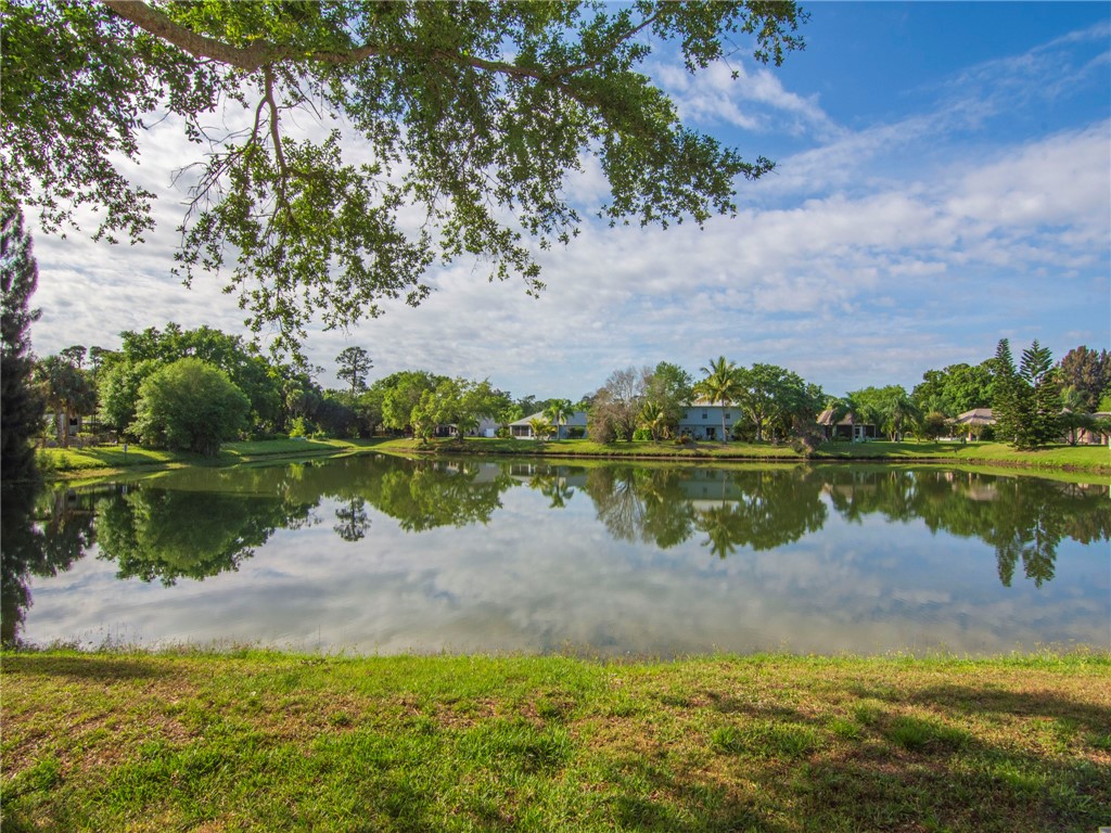 5135 Wind Jammer Lane
