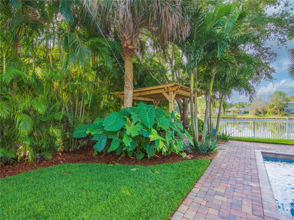 5135 Wind Jammer Lane