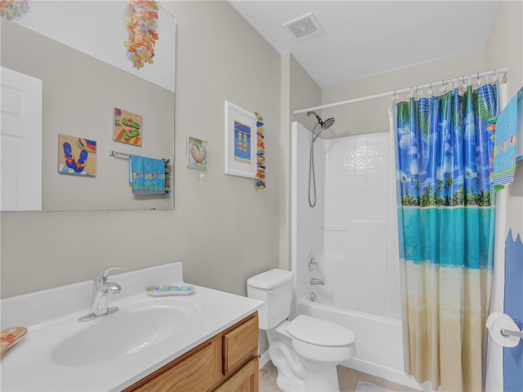 5135 Wind Jammer Lane
