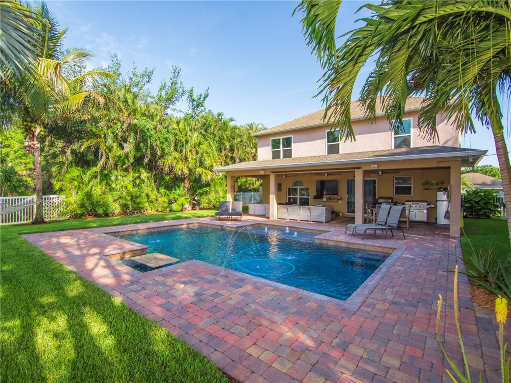 5135 Wind Jammer Lane