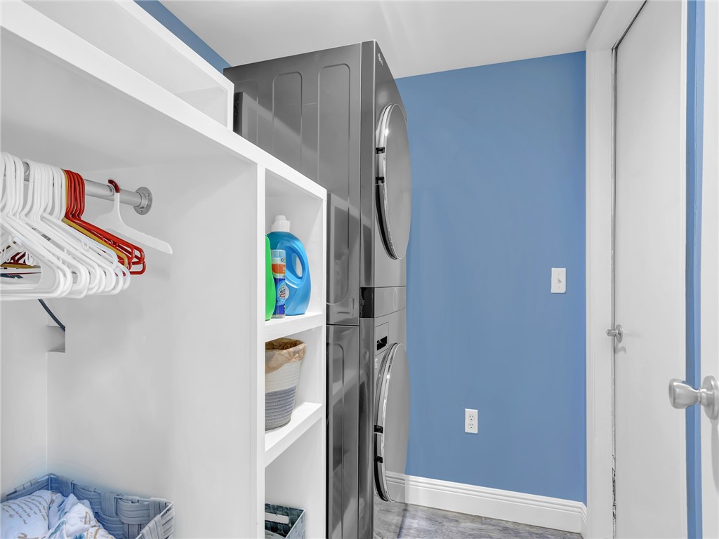 5135 Wind Jammer Lane