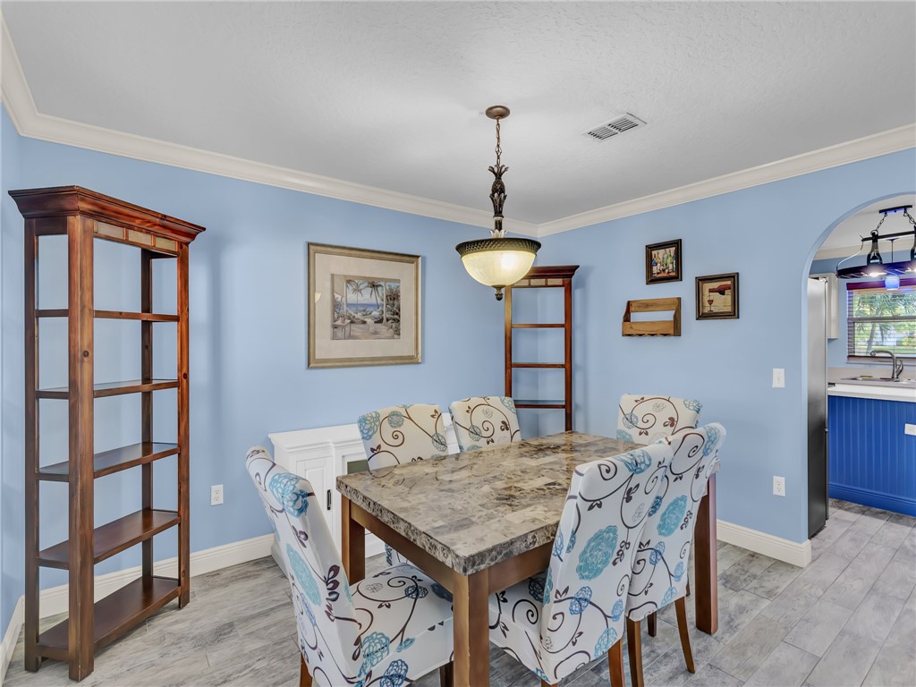 5135 Wind Jammer Lane