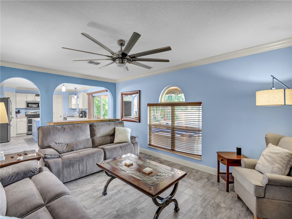 5135 Wind Jammer Lane