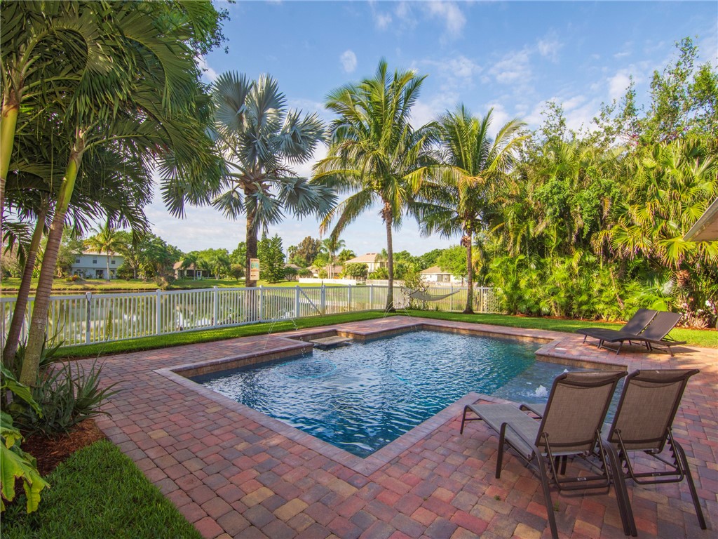 5135 Wind Jammer Lane
