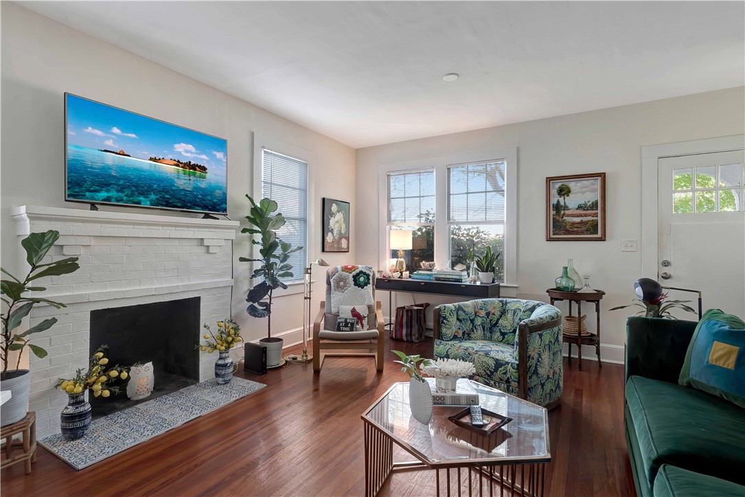 1805 17th Avenue