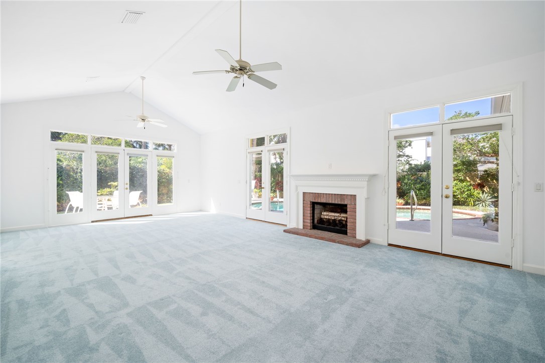 100 S Catalina Court