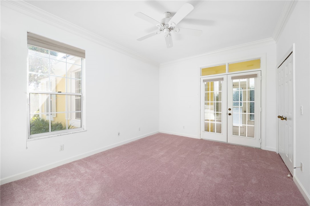 100 S Catalina Court