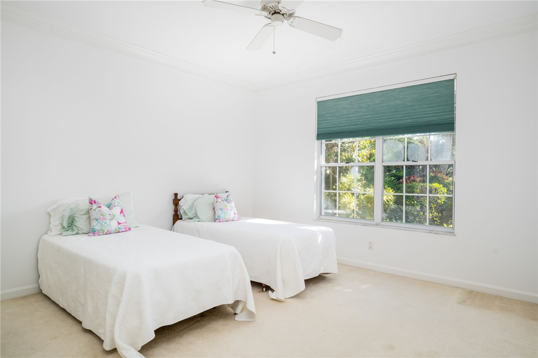 100 S Catalina Court