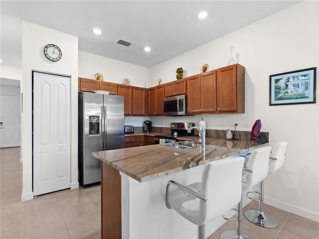 9883 E Villa Circle