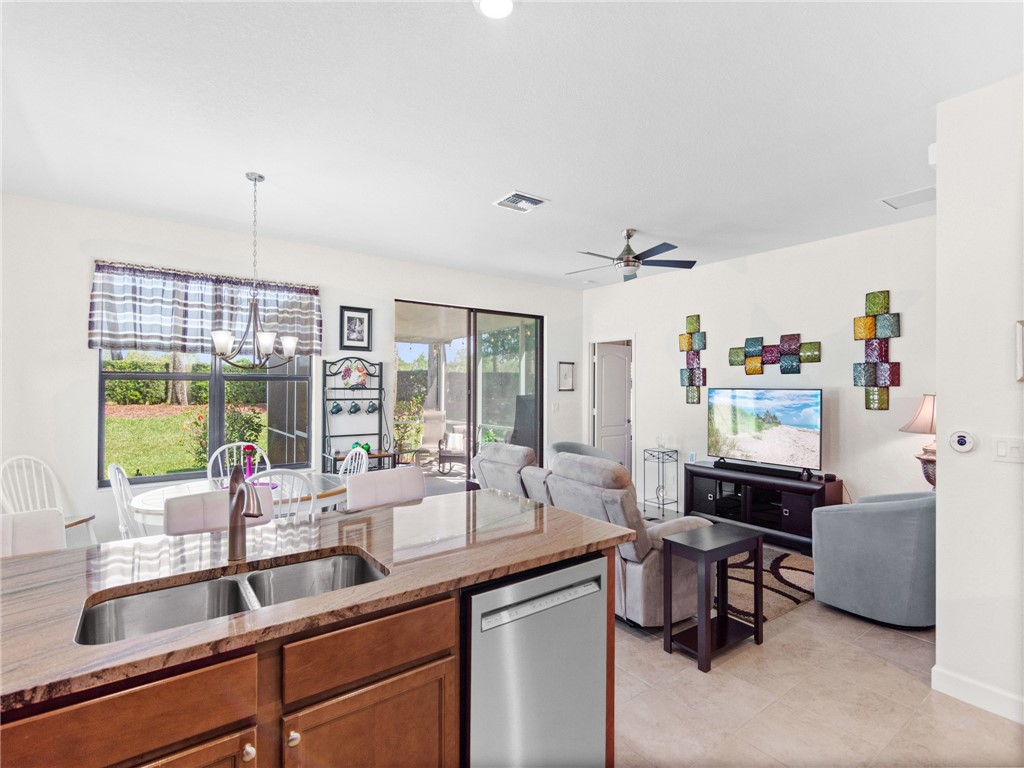 9883 E Villa Circle