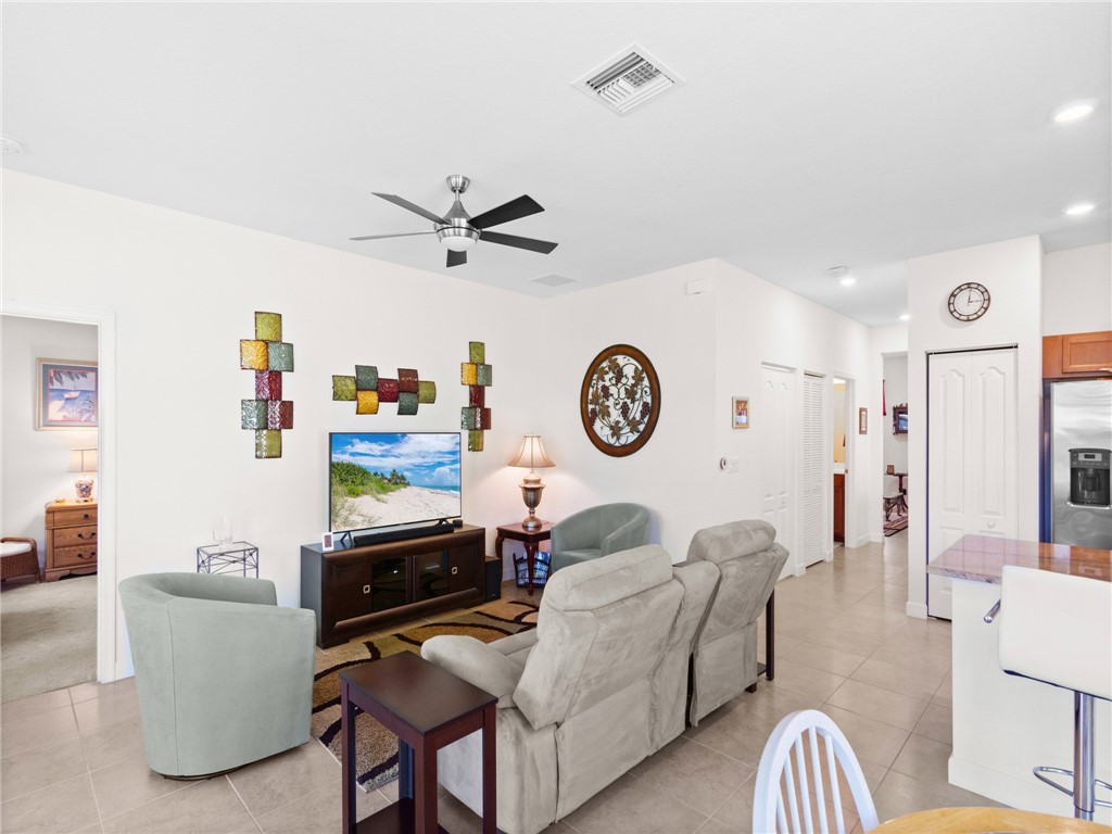 9883 E Villa Circle