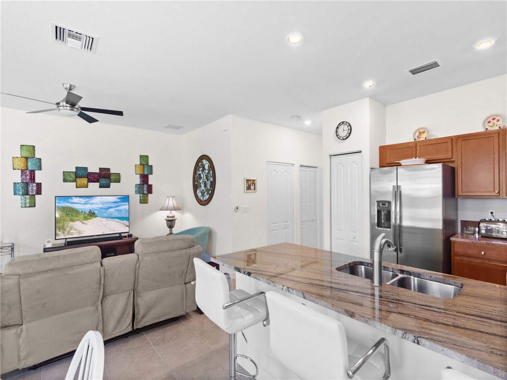 9883 E Villa Circle