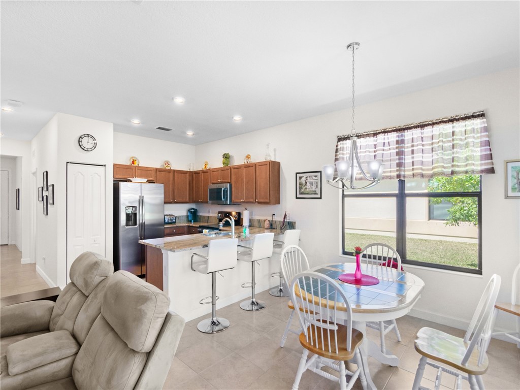 9883 E Villa Circle