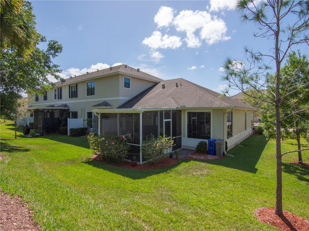 9883 E Villa Circle