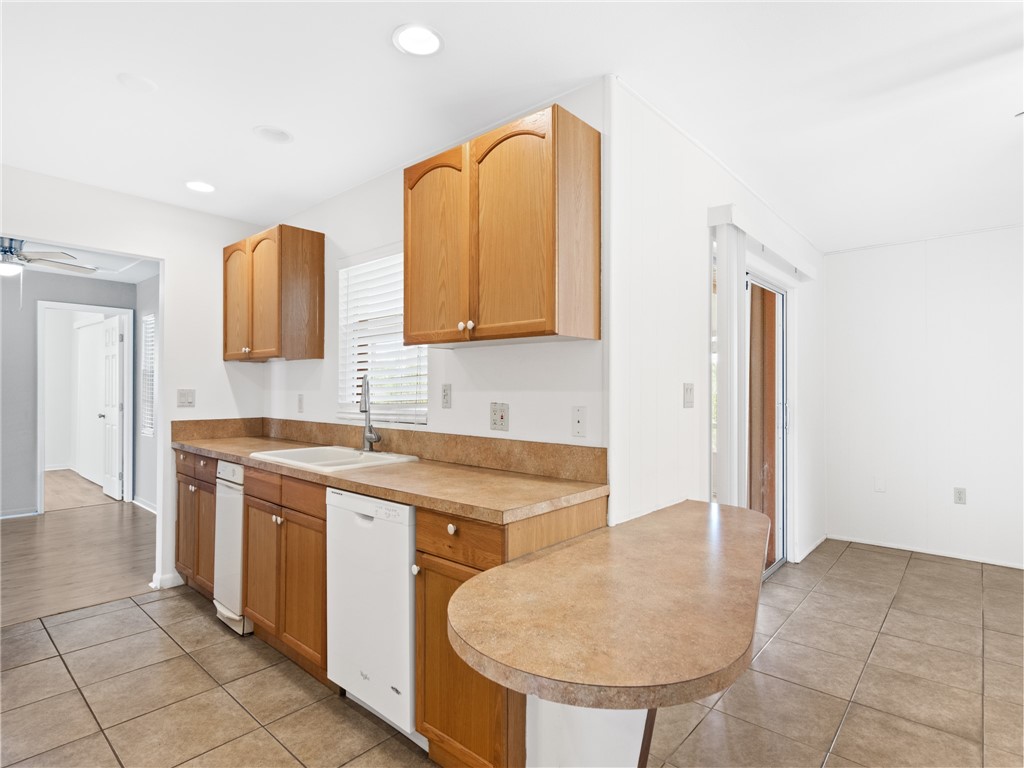 5205 94th Lane