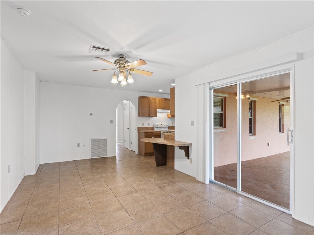 5205 94th Lane