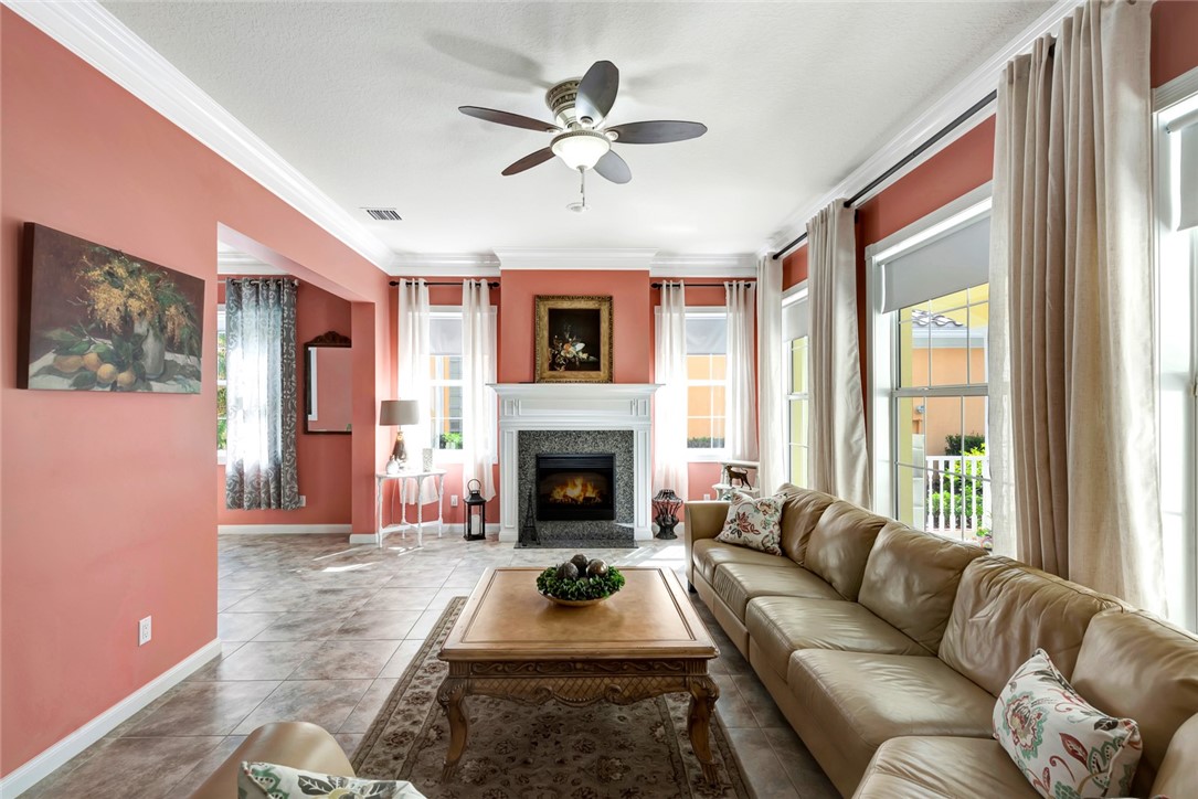 5459 Barbados Square