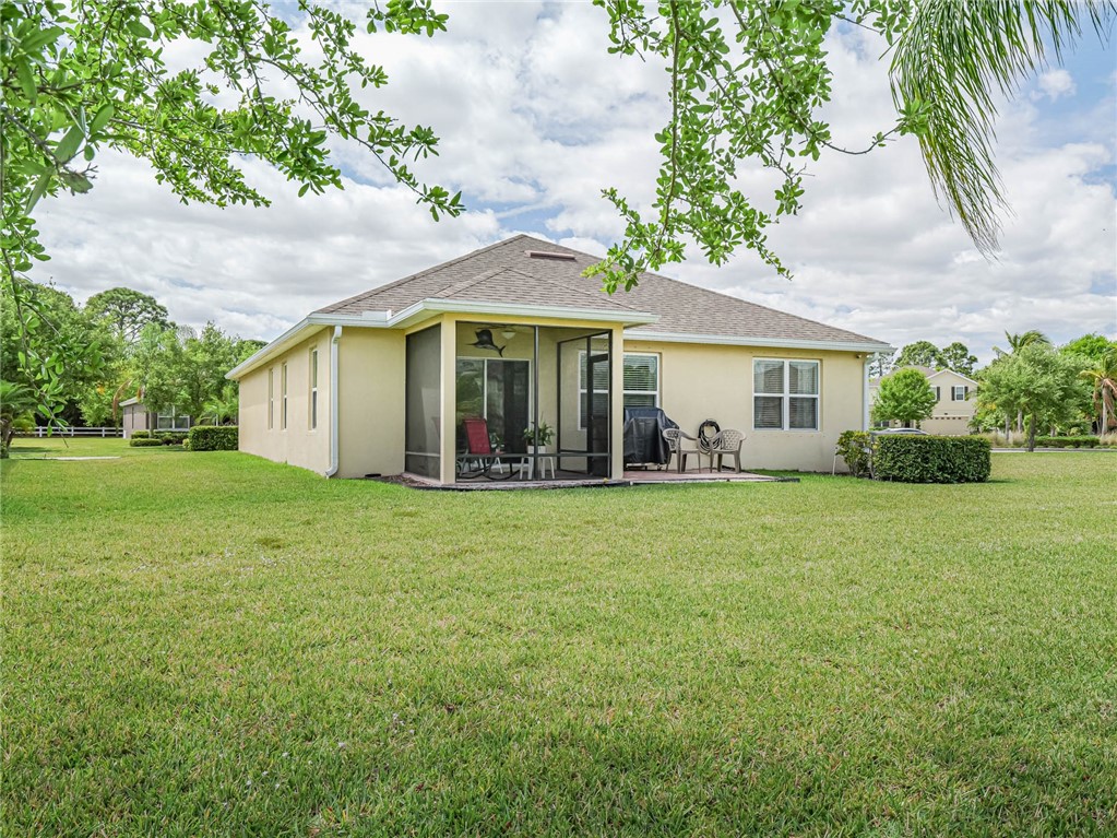1404 Lexington Square SW
