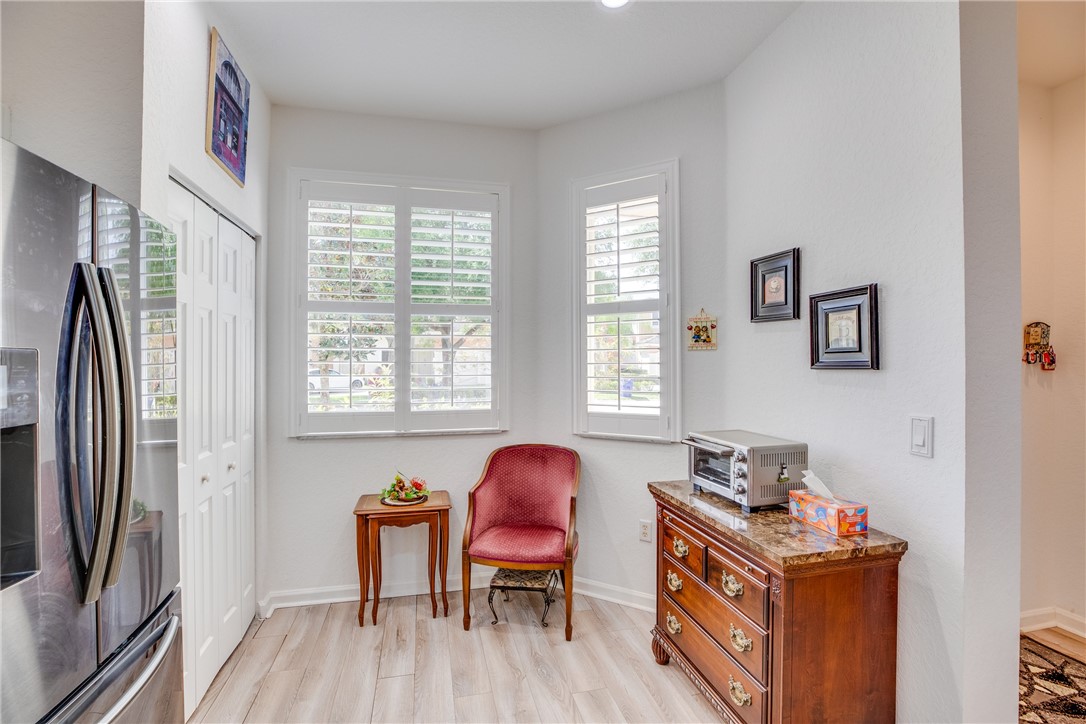 2587 Stockbridge Square SW