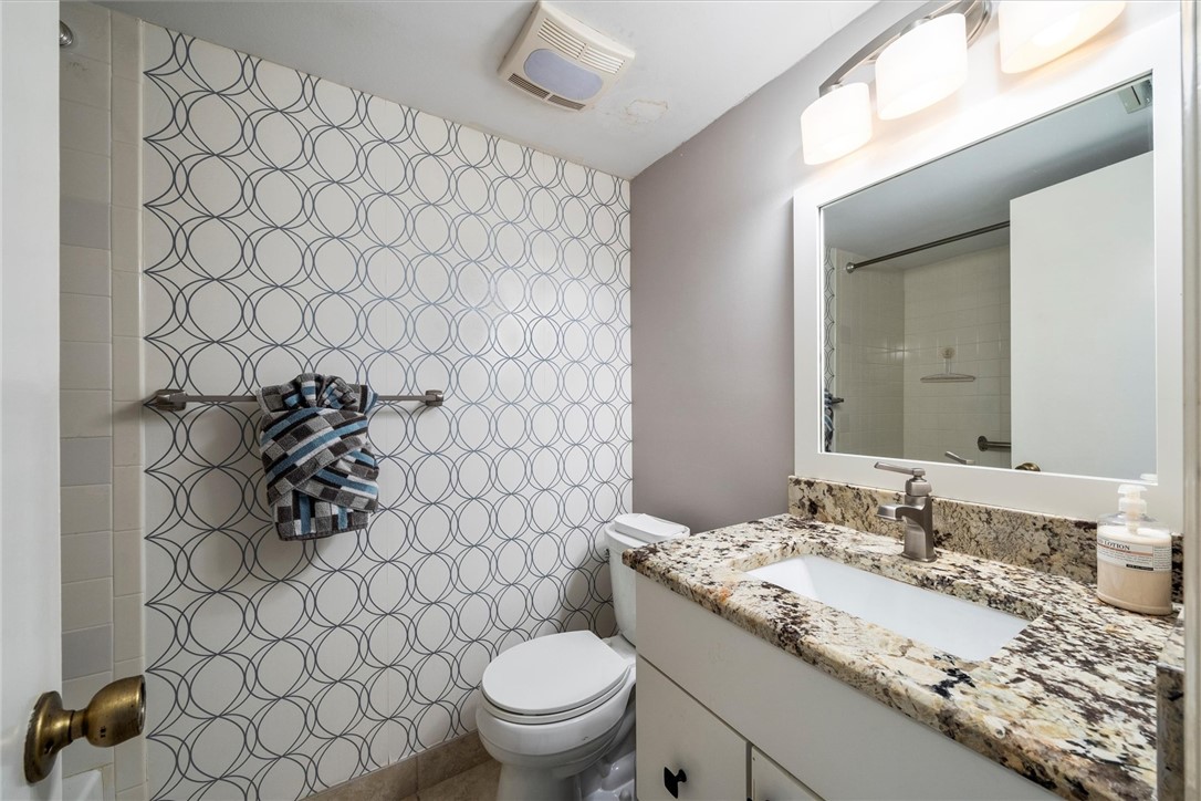 205 N Grove Isle Circle 205