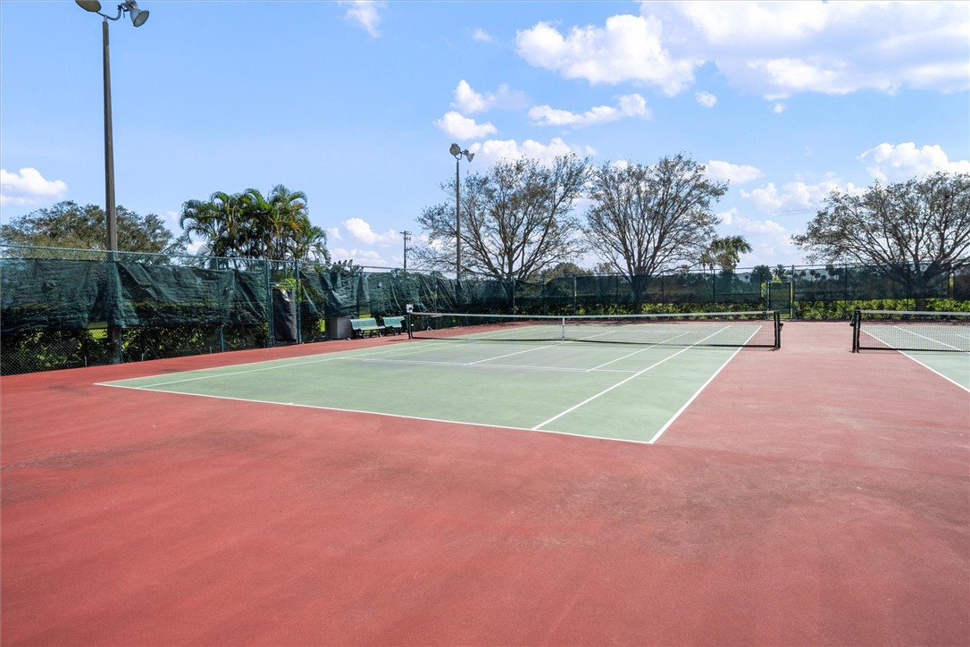 205 N Grove Isle Circle 205