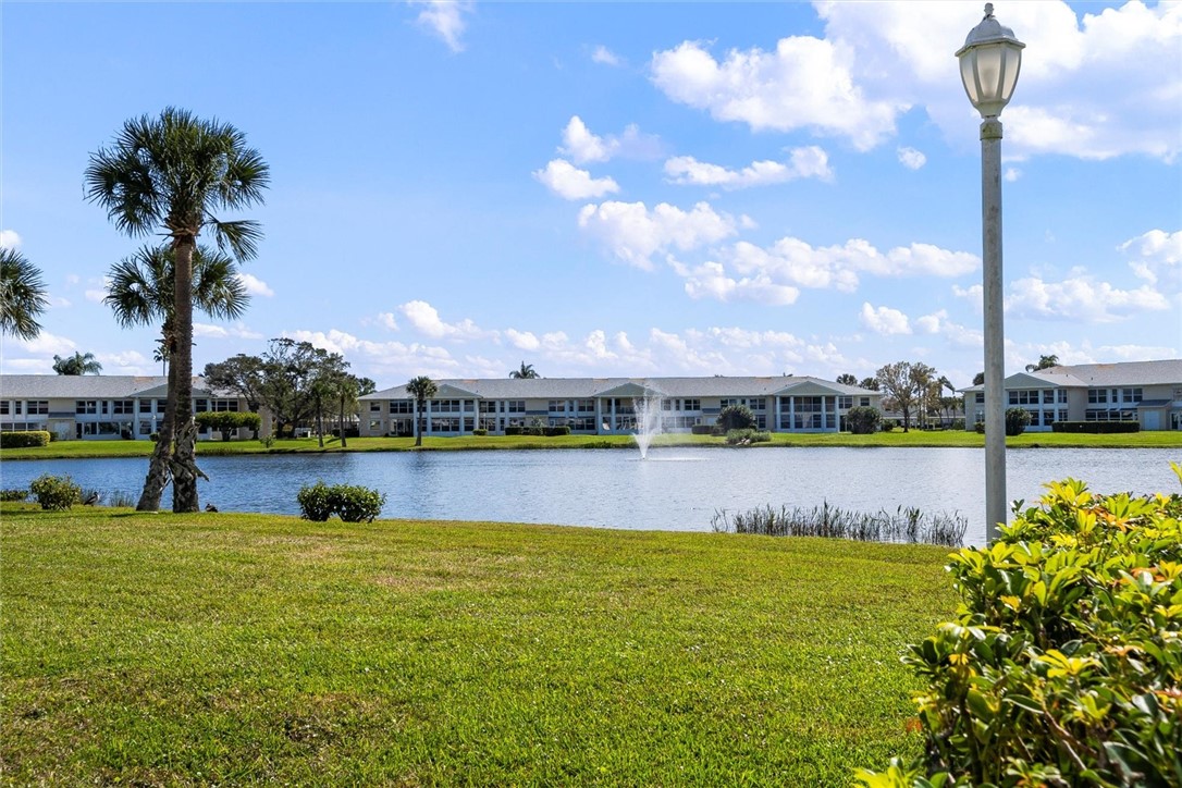 205 N Grove Isle Circle 205