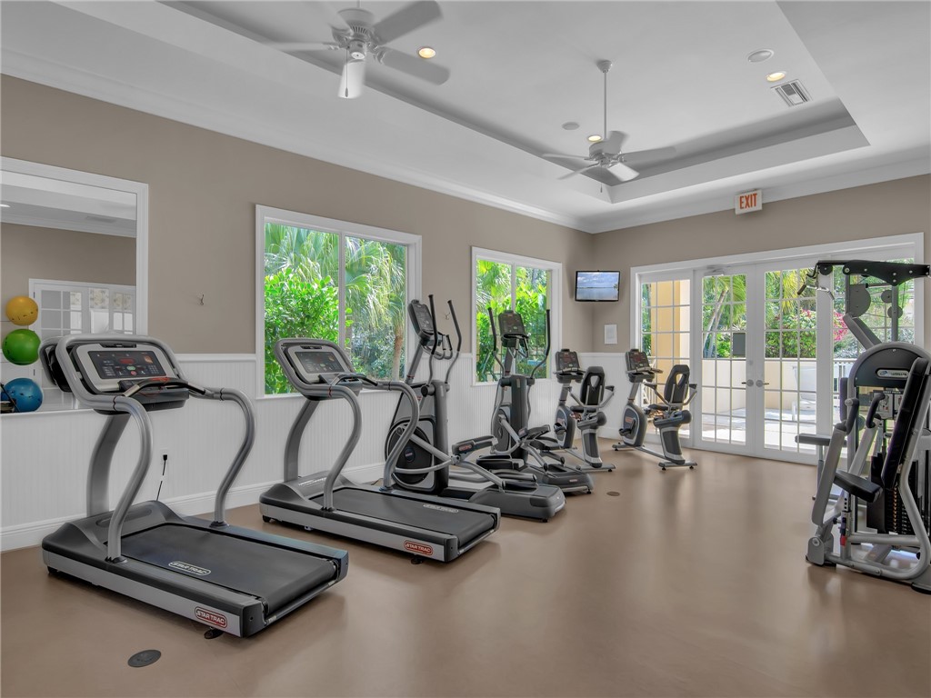 9043 Somerset Bay Lane 402