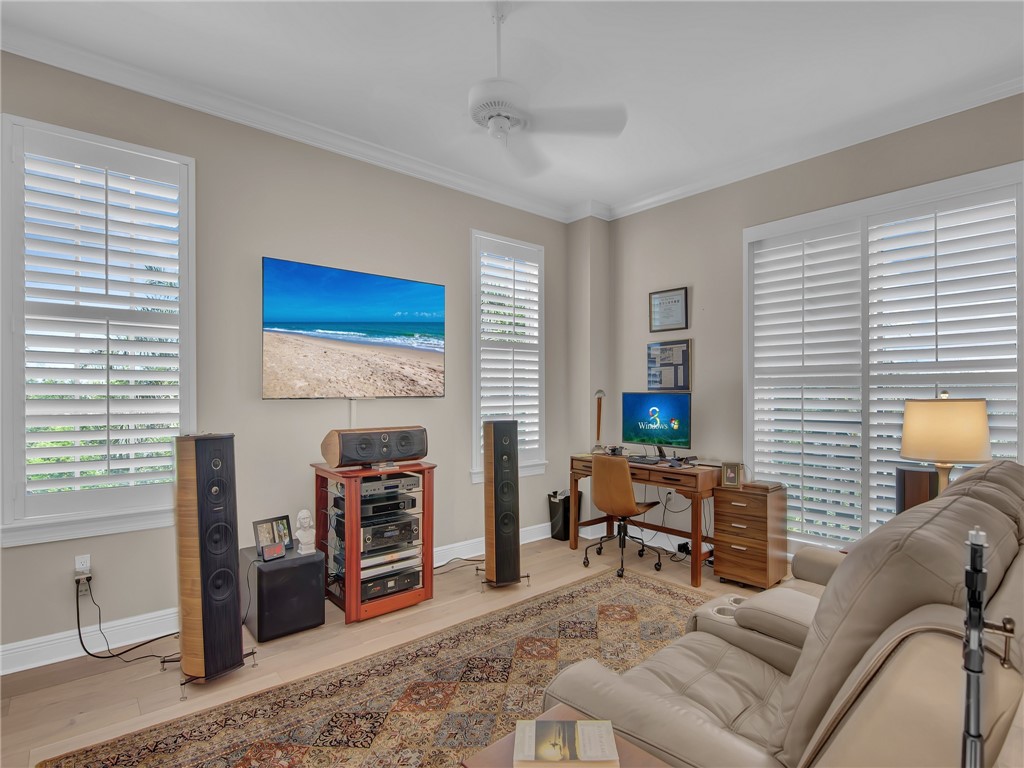 9043 Somerset Bay Lane 402
