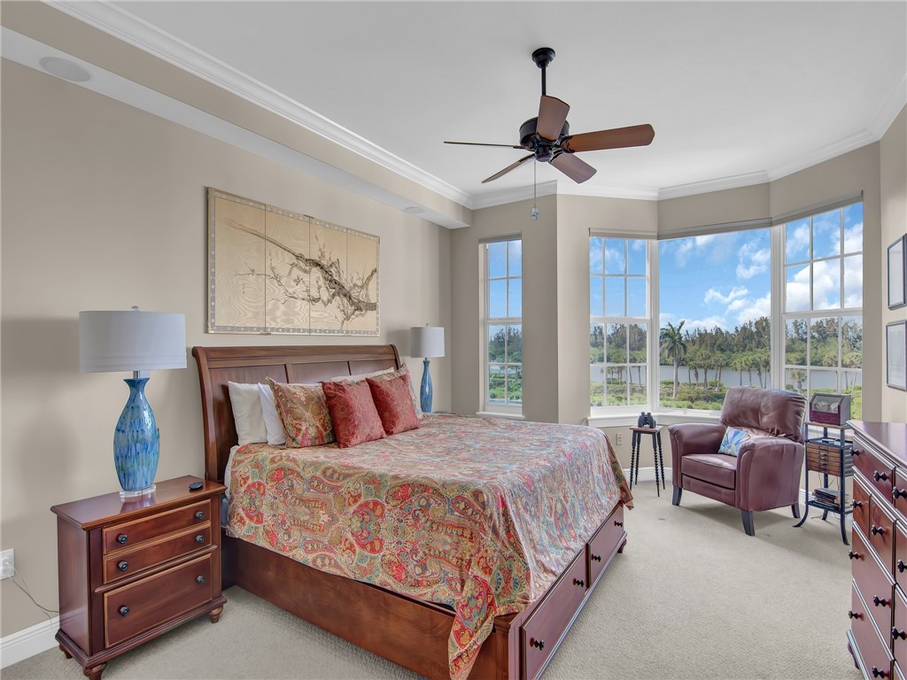 9043 Somerset Bay Lane 402
