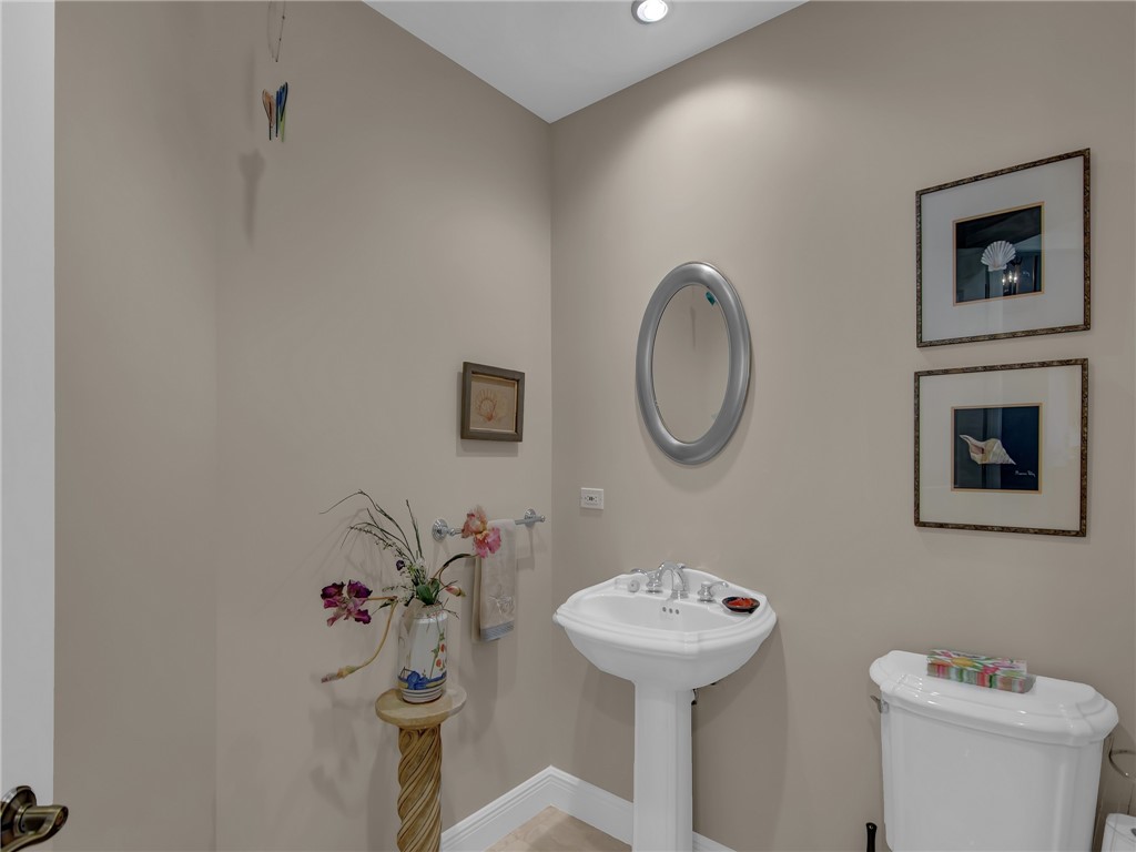 9043 Somerset Bay Lane 402