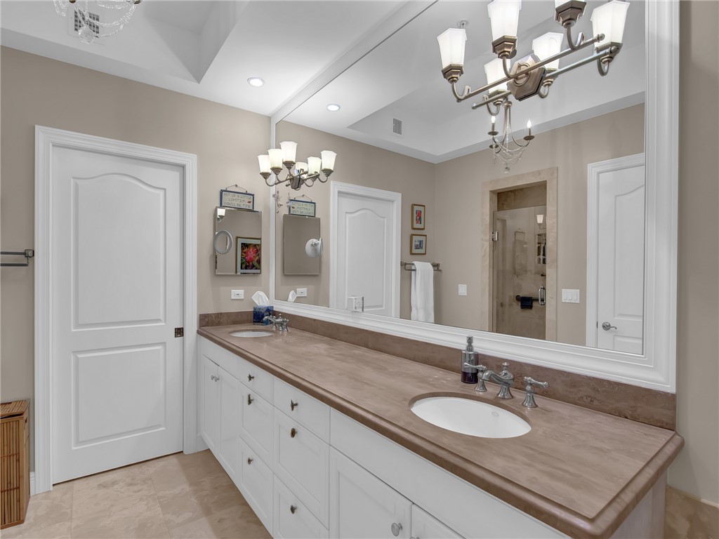 9043 Somerset Bay Lane 402