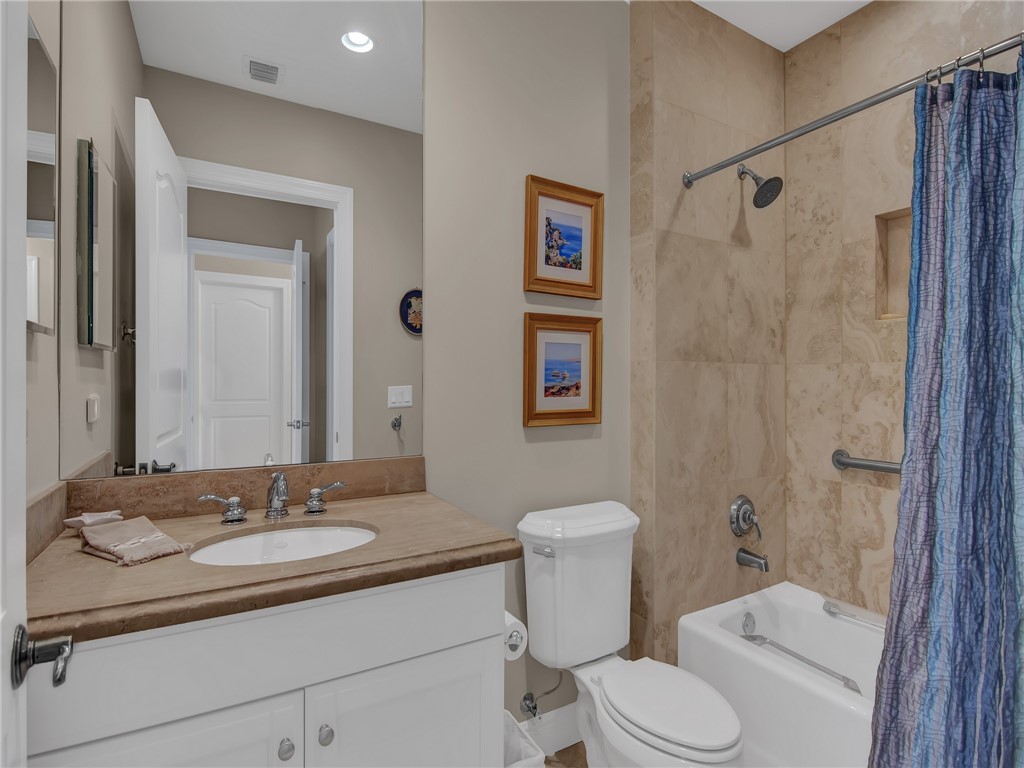 9043 Somerset Bay Lane 402