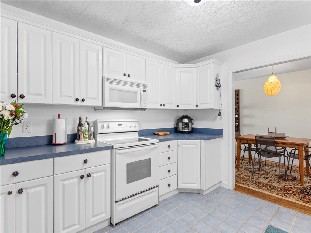 9555 Frangipani Drive