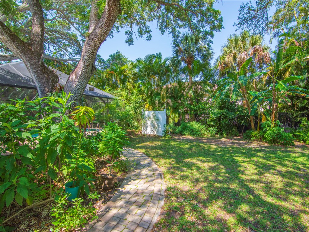 9555 Frangipani Drive