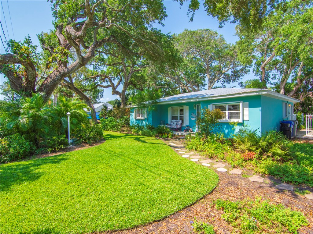 9555 Frangipani Drive