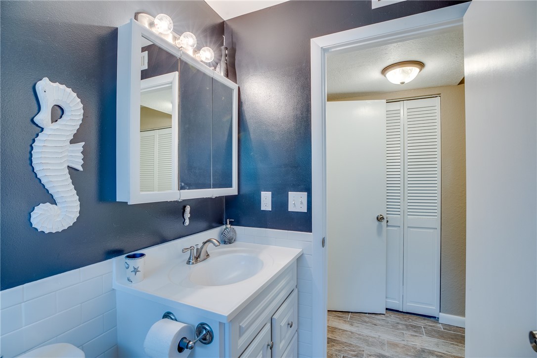 1181 Carlton Court 106