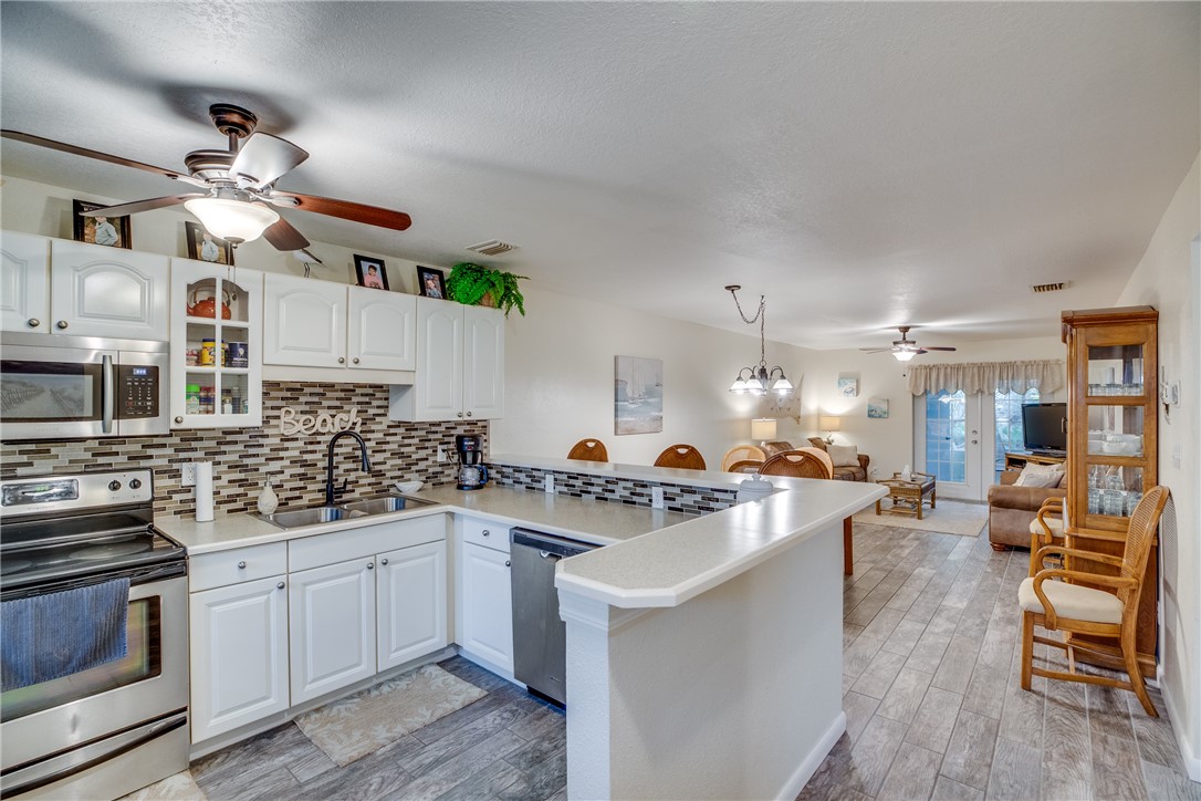 1181 Carlton Court 106