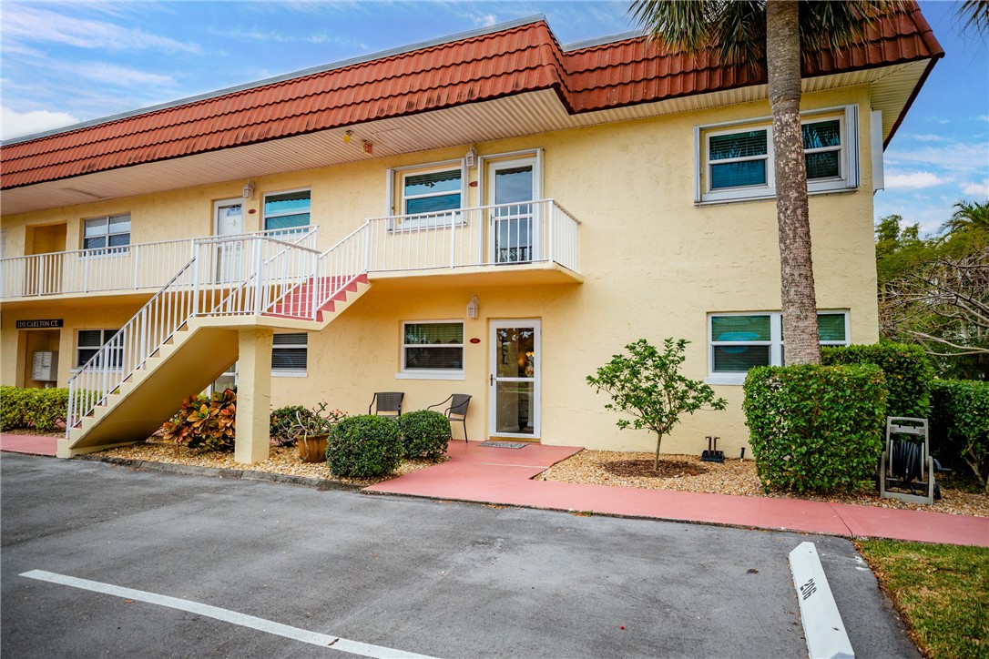 1181 Carlton Court 106