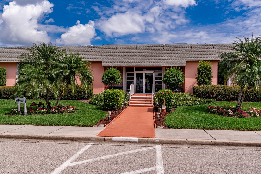 1181 Carlton Court 106