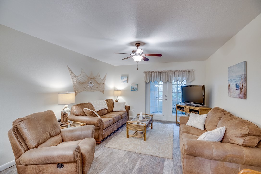 1181 Carlton Court 106