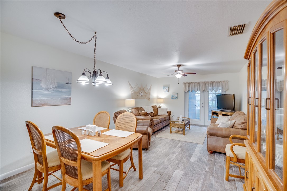 1181 Carlton Court 106