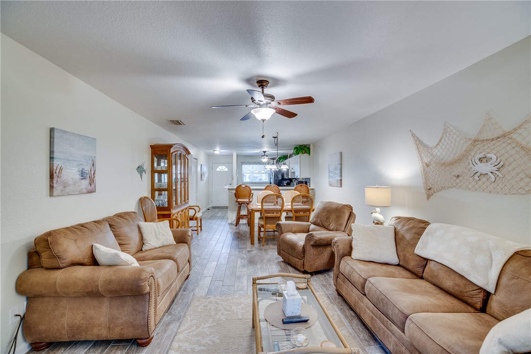 1181 Carlton Court 106