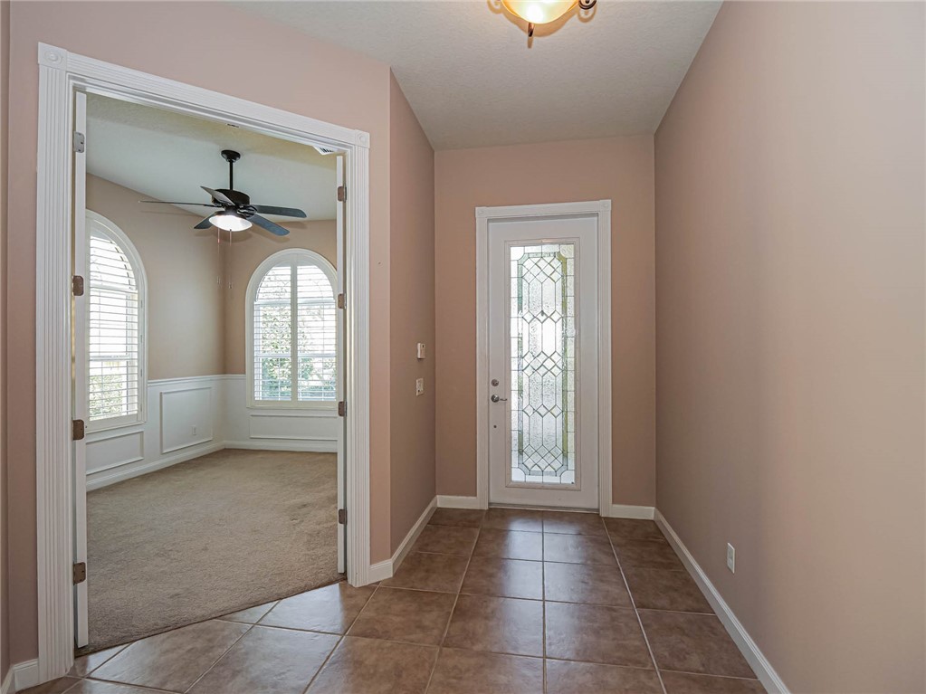 5189 Eleuthra Circle