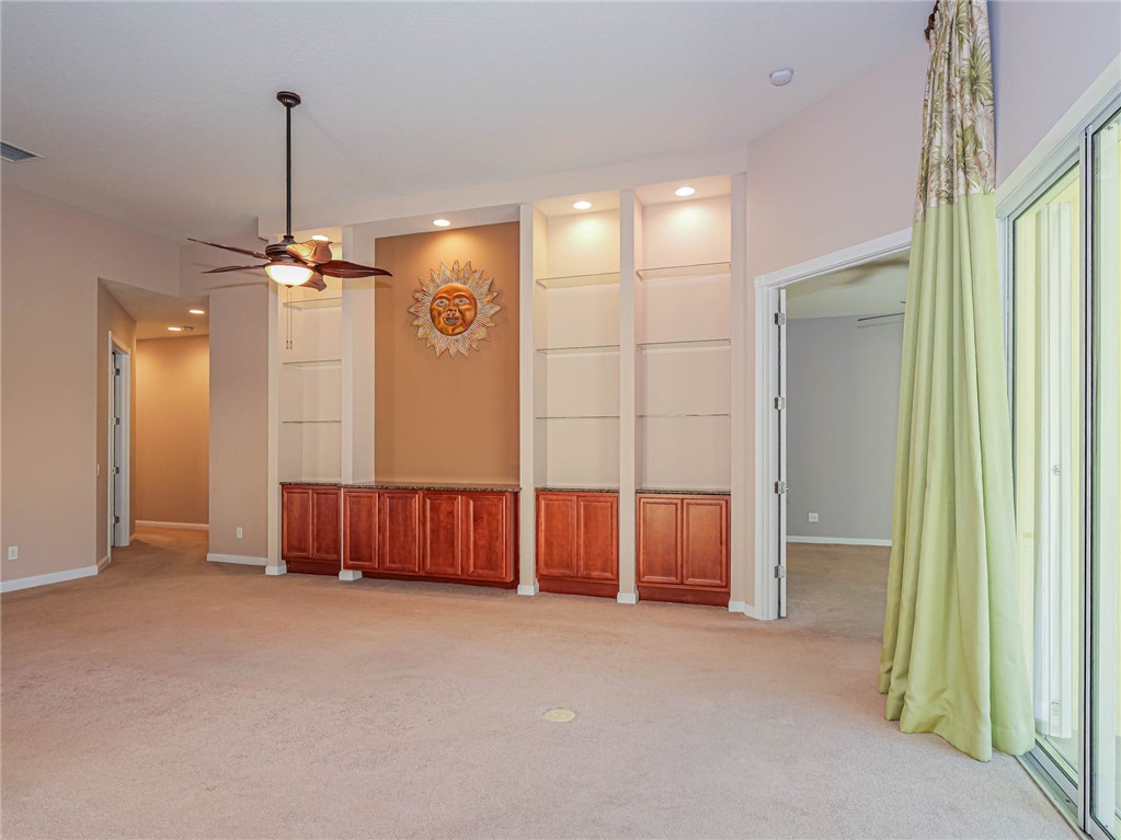 5189 Eleuthra Circle
