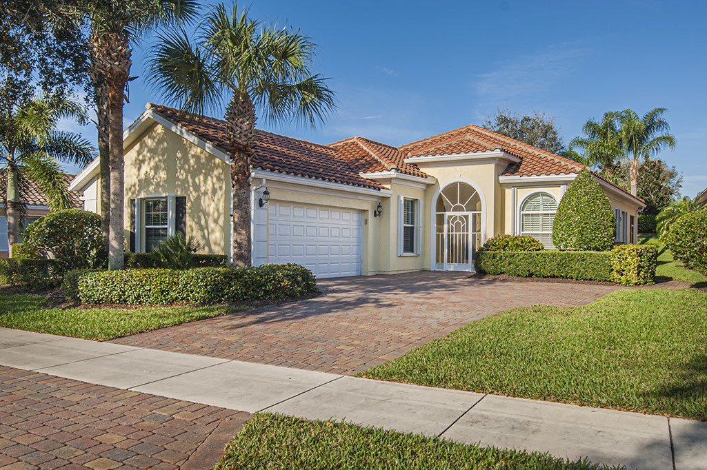 5189 Eleuthra Circle