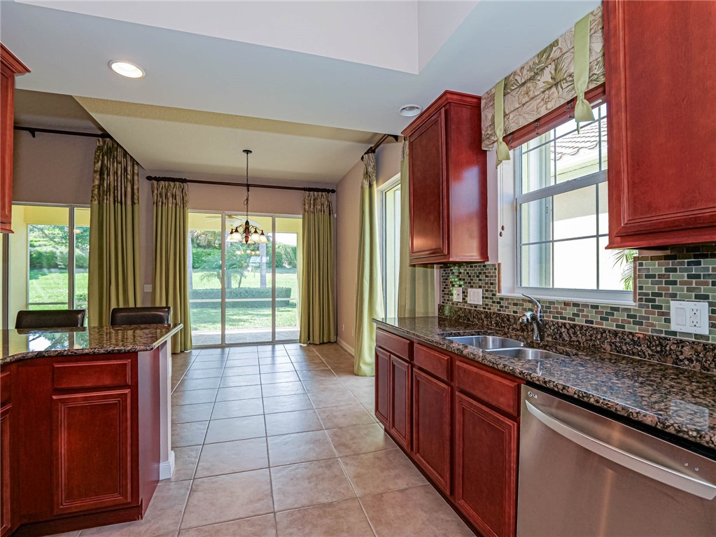 5189 Eleuthra Circle