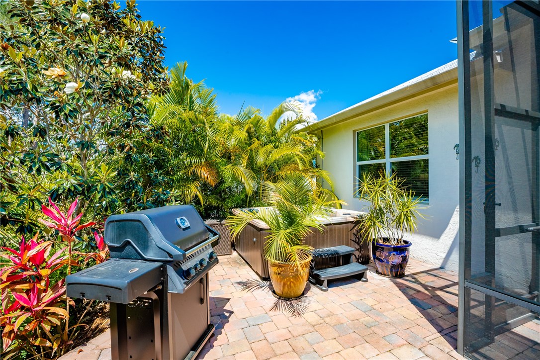 1117 4th Lane SW