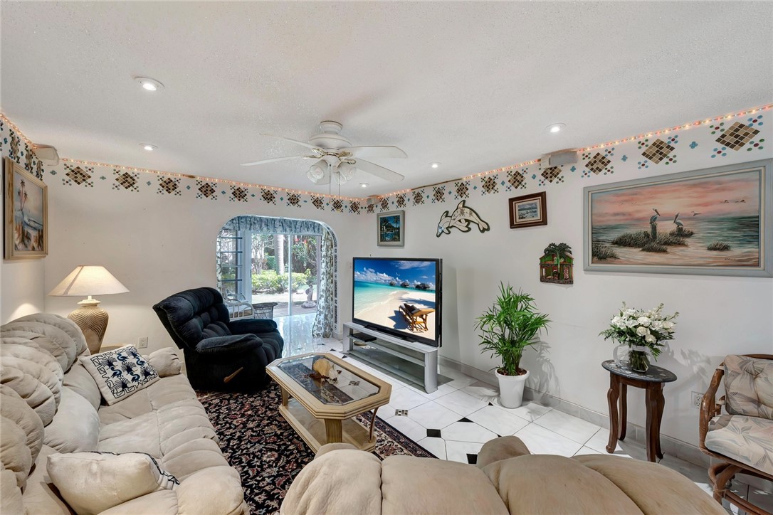 1188 Commodore Court 106