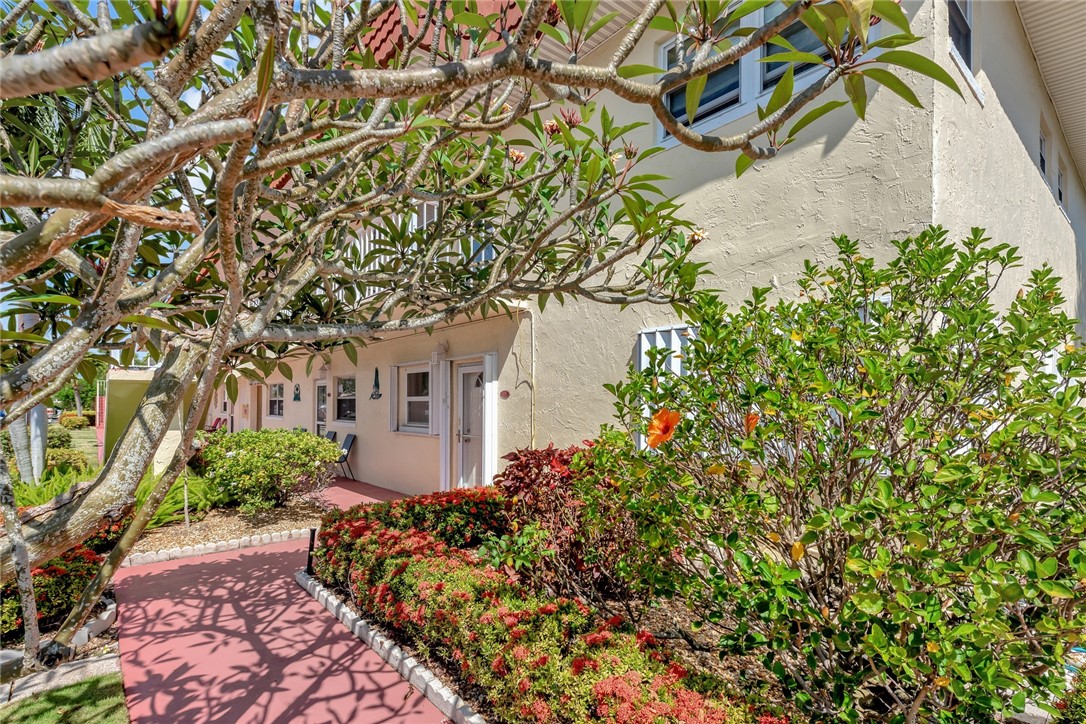 1188 Commodore Court 106