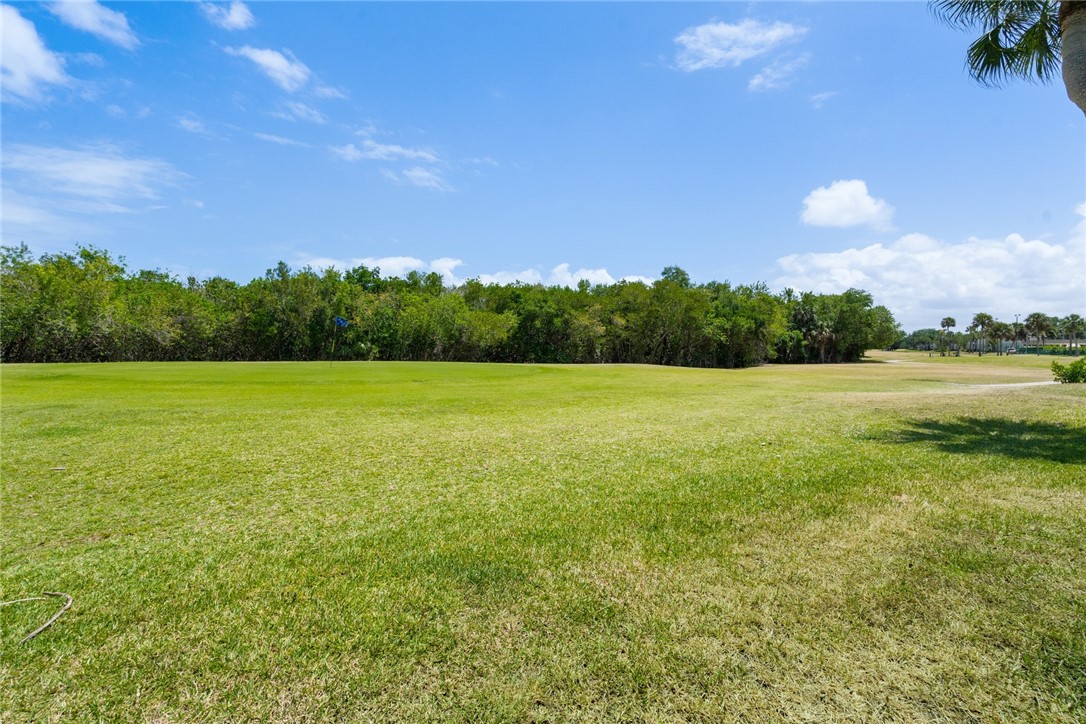 25 Vista Gardens Trail 106